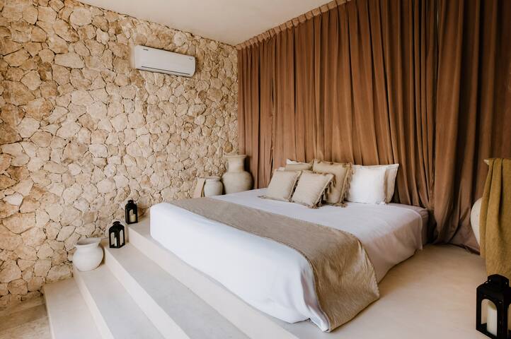 LocoLuxury managed Airbnb listing 2