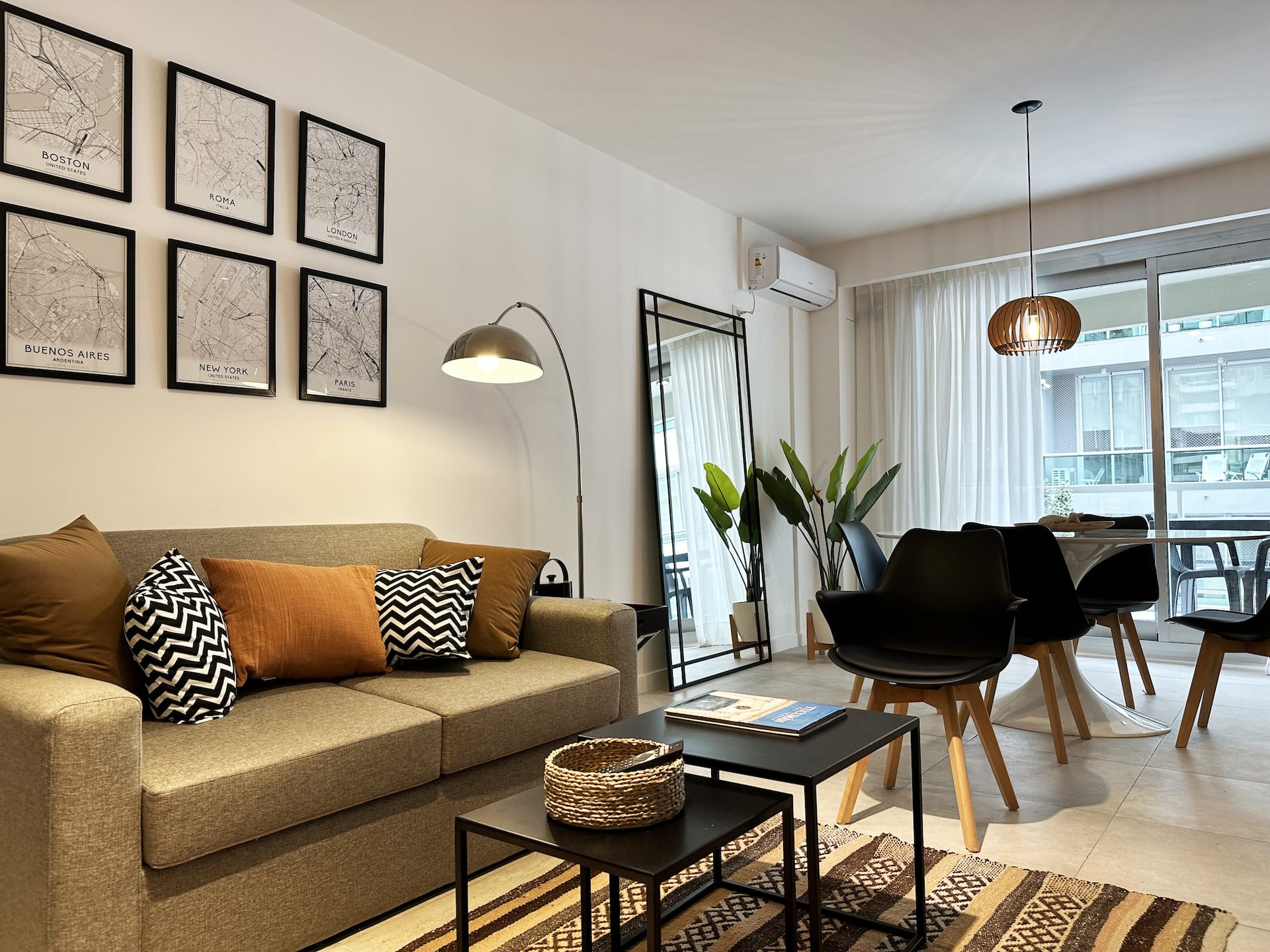 Spacious apartment in Recoleta