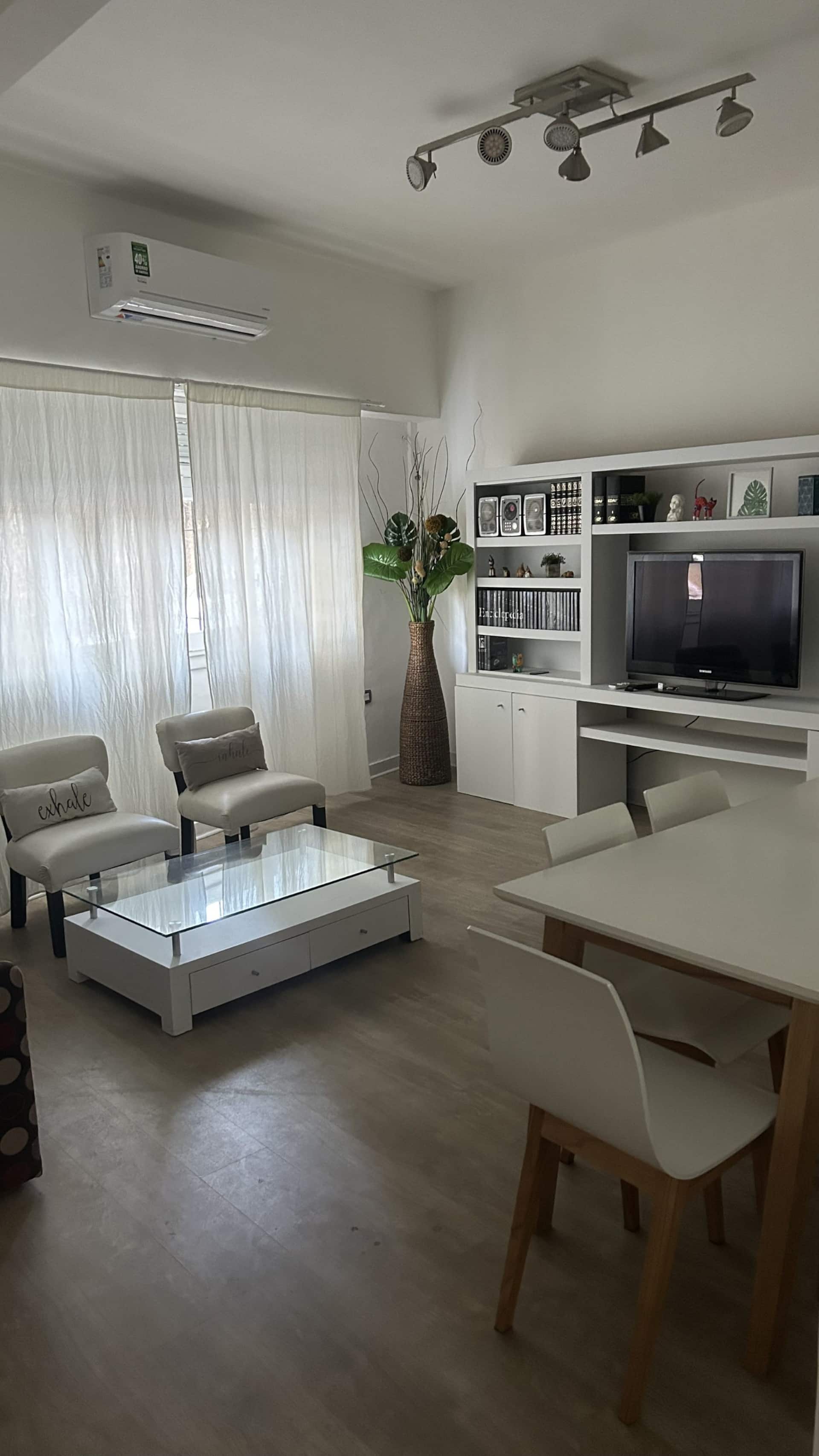 Apartamento térreo de 2 dormitórios em Caballito