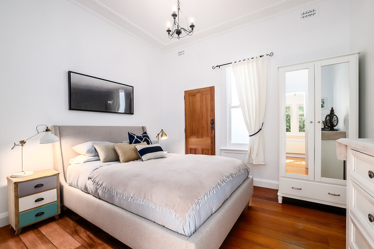 غرفة النوم 1