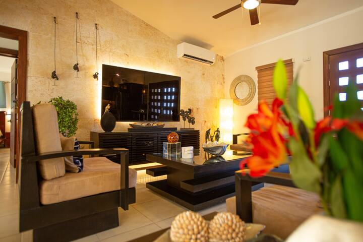 Mead Nail Bar managed Airbnb listing 2
