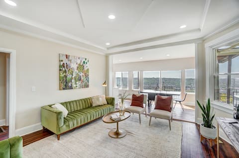 Successful Airbnb property: River View Retreat, Entire Home in East Walnut Hills