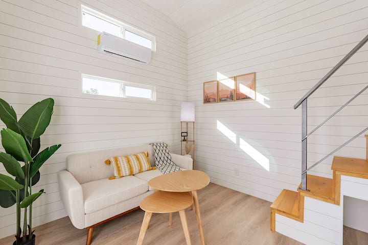 Phoenix Tinyhome Close To Many Hiking Trails - Phoenix, AZ