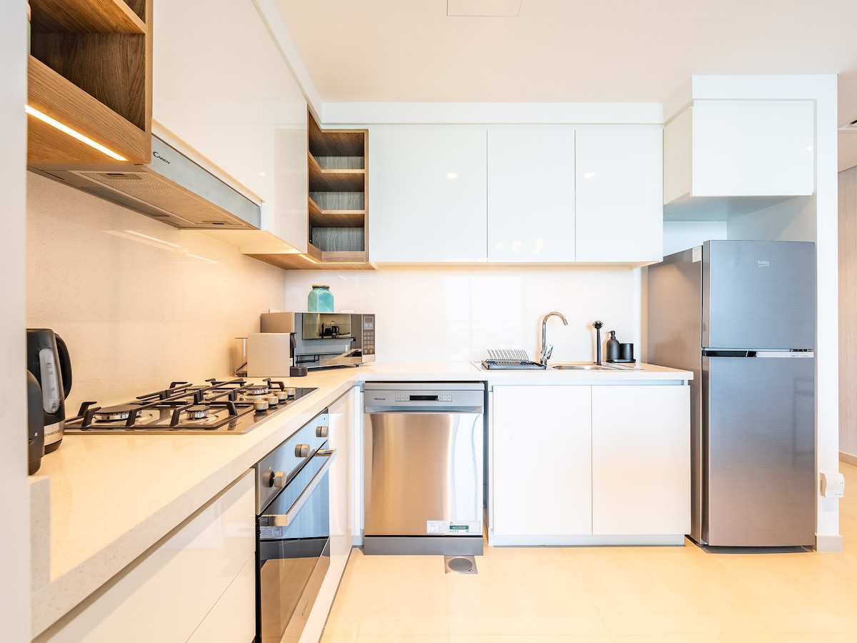 1 Bedroom Furnished Apartment with Downtown View | Downtown Views II 3