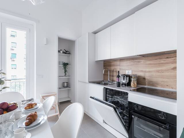 The Best Rent – Large apartment near Pigneto gallery image 3