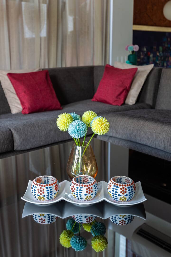 Living room image 2