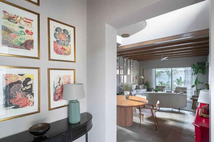 Living room image 4
