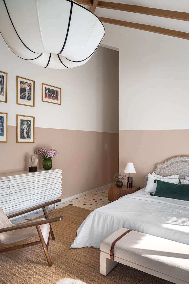 Bedroom 1 image 1