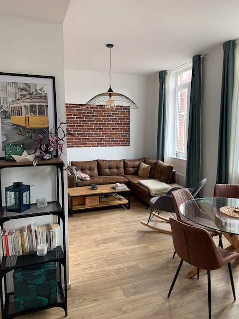 Top performing Airbnb: Madeleine Caulier Apartment in Fives