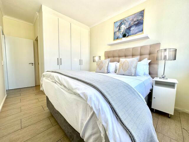 Stunning view of Table Mountain. gallery image 3