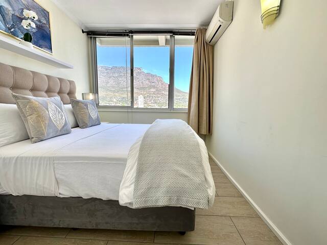 Stunning view of Table Mountain. gallery image 2