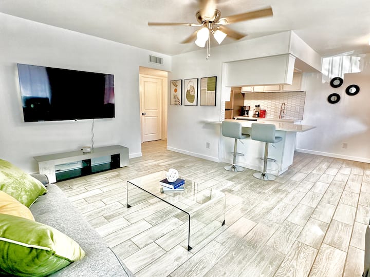 West SunsetCondo Condos zur Miete in El Paso, Texas, Vereinigte Staaten Airbnb