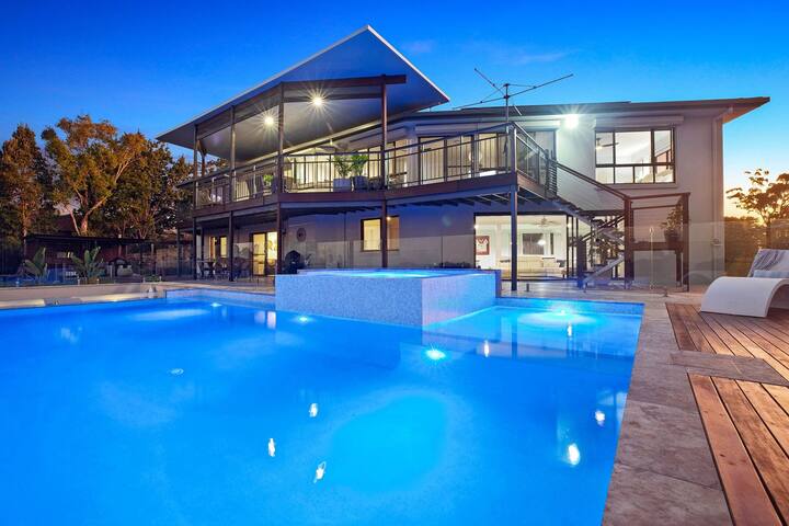 Mountain Home with Ocean Views gallery image 2