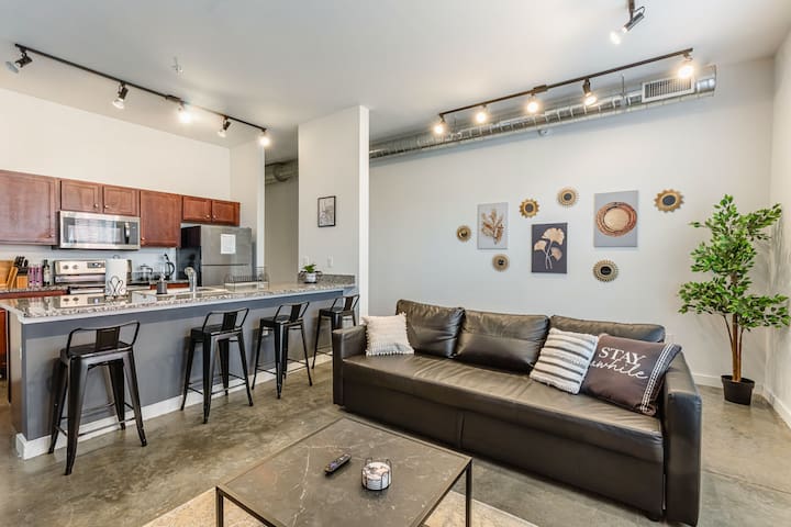 Garrison Stays managed Airbnb listing 2