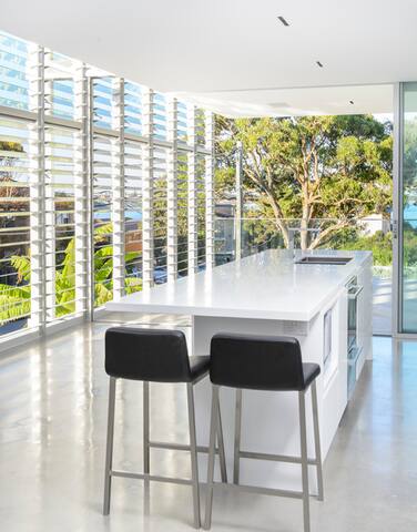 Luxurious Beach House – The Perfect Entertainer. gallery image 3