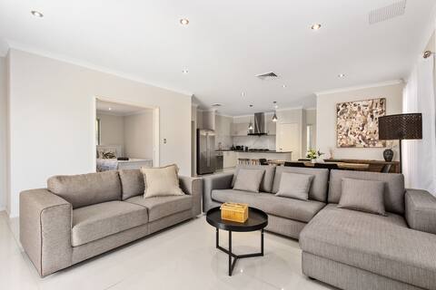 Comfort5x2family getaway NrAirpt