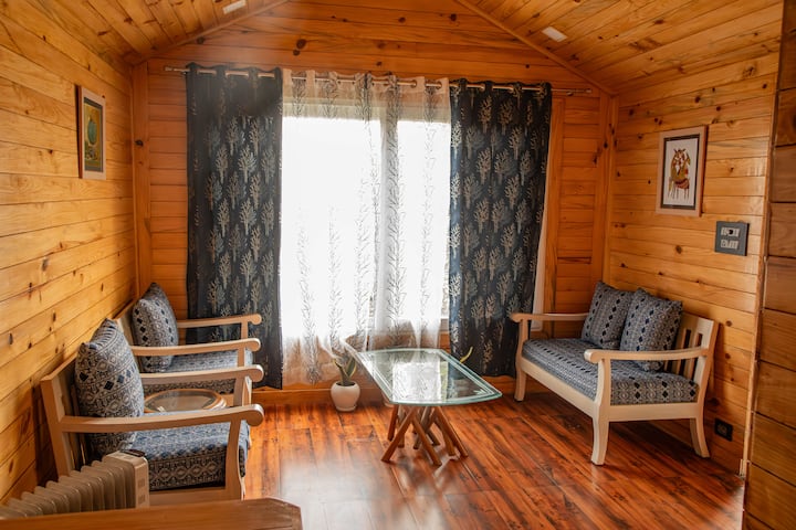 Srivasa - Whispering Pine Cottage, Mussoorie - Mussoorie