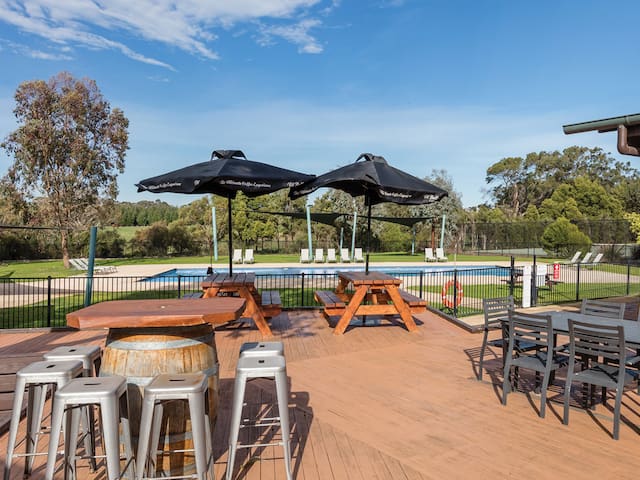Coastal Retreats managed Airbnb listing 3