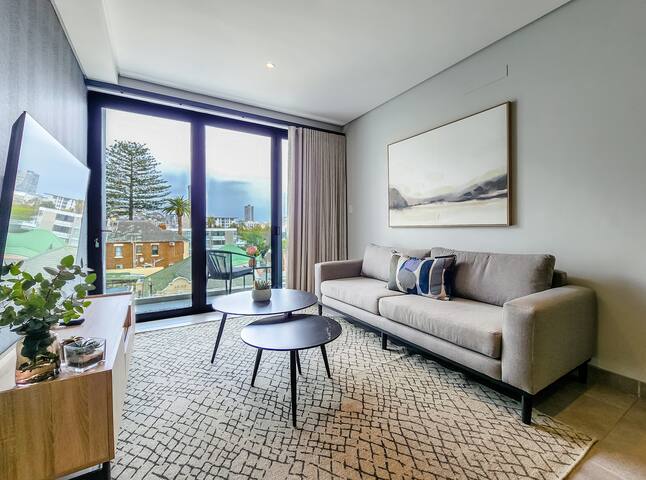 Luxury apartment in the heart of Capetown gallery image 3
