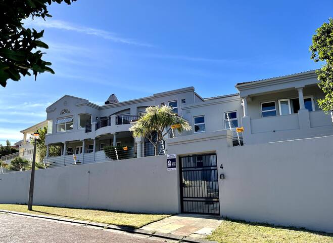 Casa Watson of Kronenzicht gallery image 2