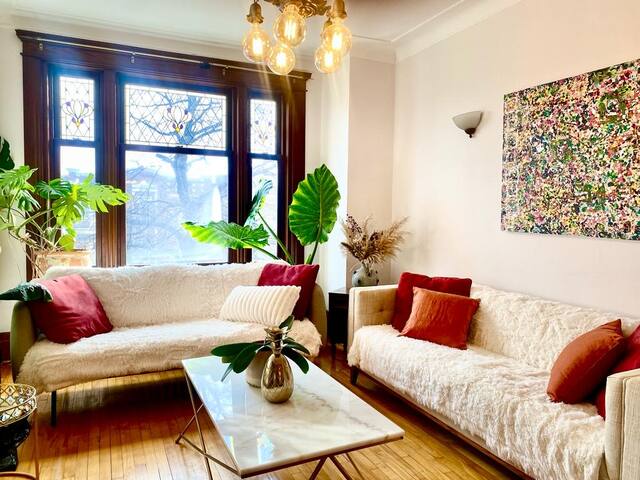 Beautiful sunny 7 1/2 apartment gallery image 4