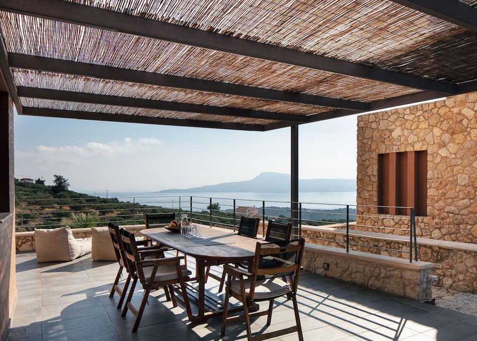 Villa Niolos I, above Souda Bay, Sternes, Crete, Greece, photo 6 of 10