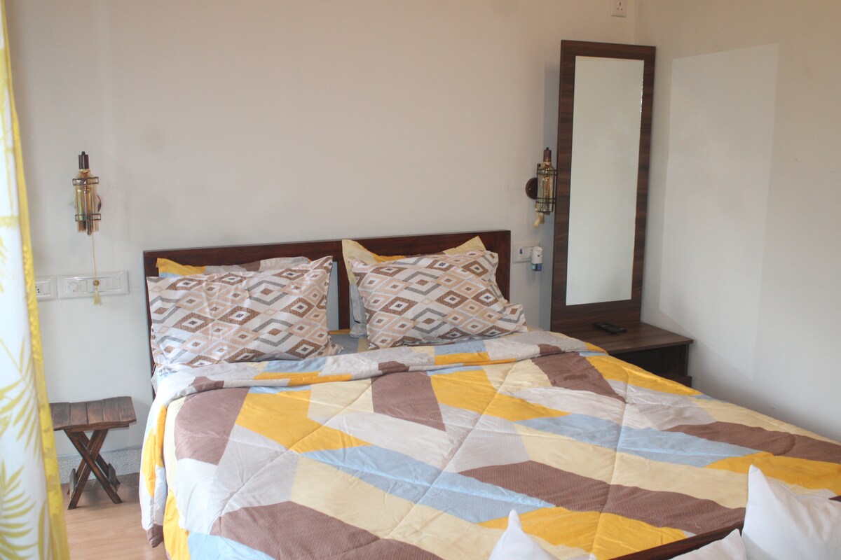 快適なクイーンサイズベッド 