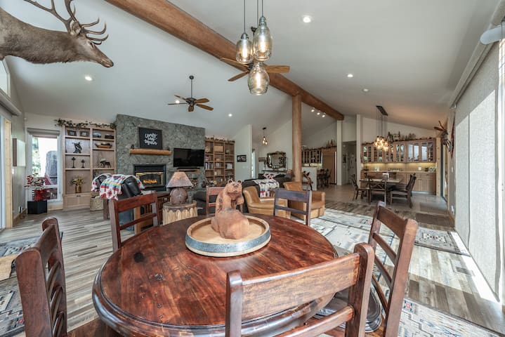 Shaver Lake Cabin Stays managed Airbnb listing 1