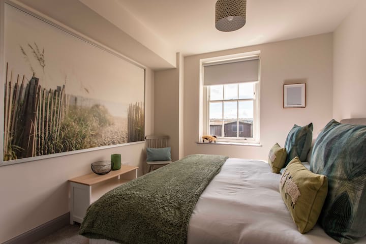 Cama Superking que se puede dividir en dos camas individuales (bajo petición).