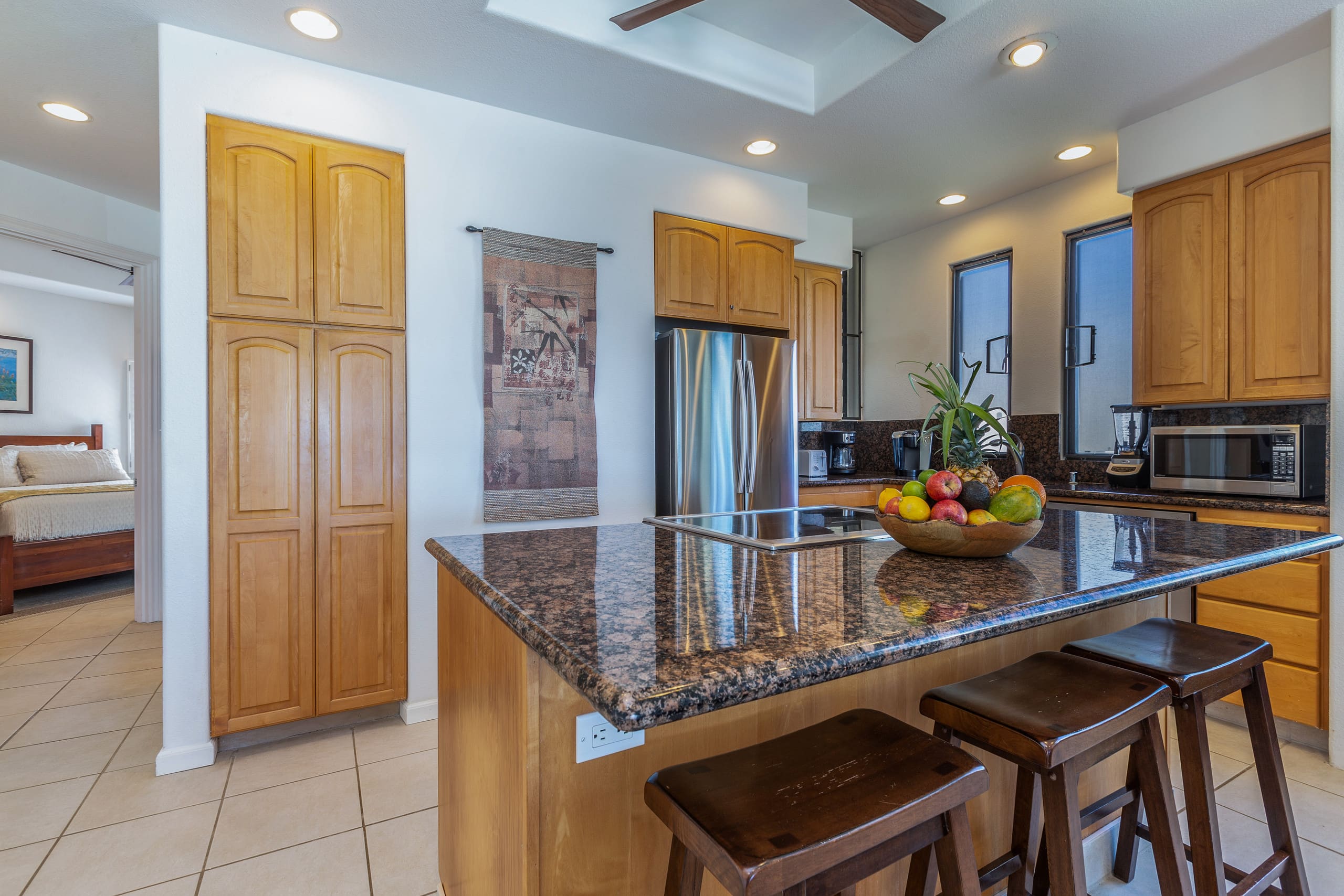 Puu Poa 413 - Premier Air Conditioned Penthouse! - Image 9