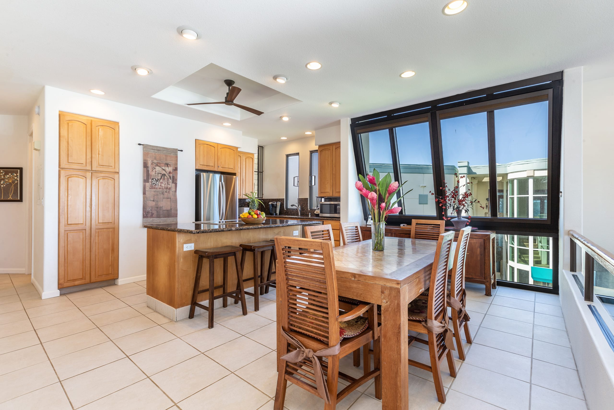 Puu Poa 413 - Premier Air Conditioned Penthouse! - Image 15