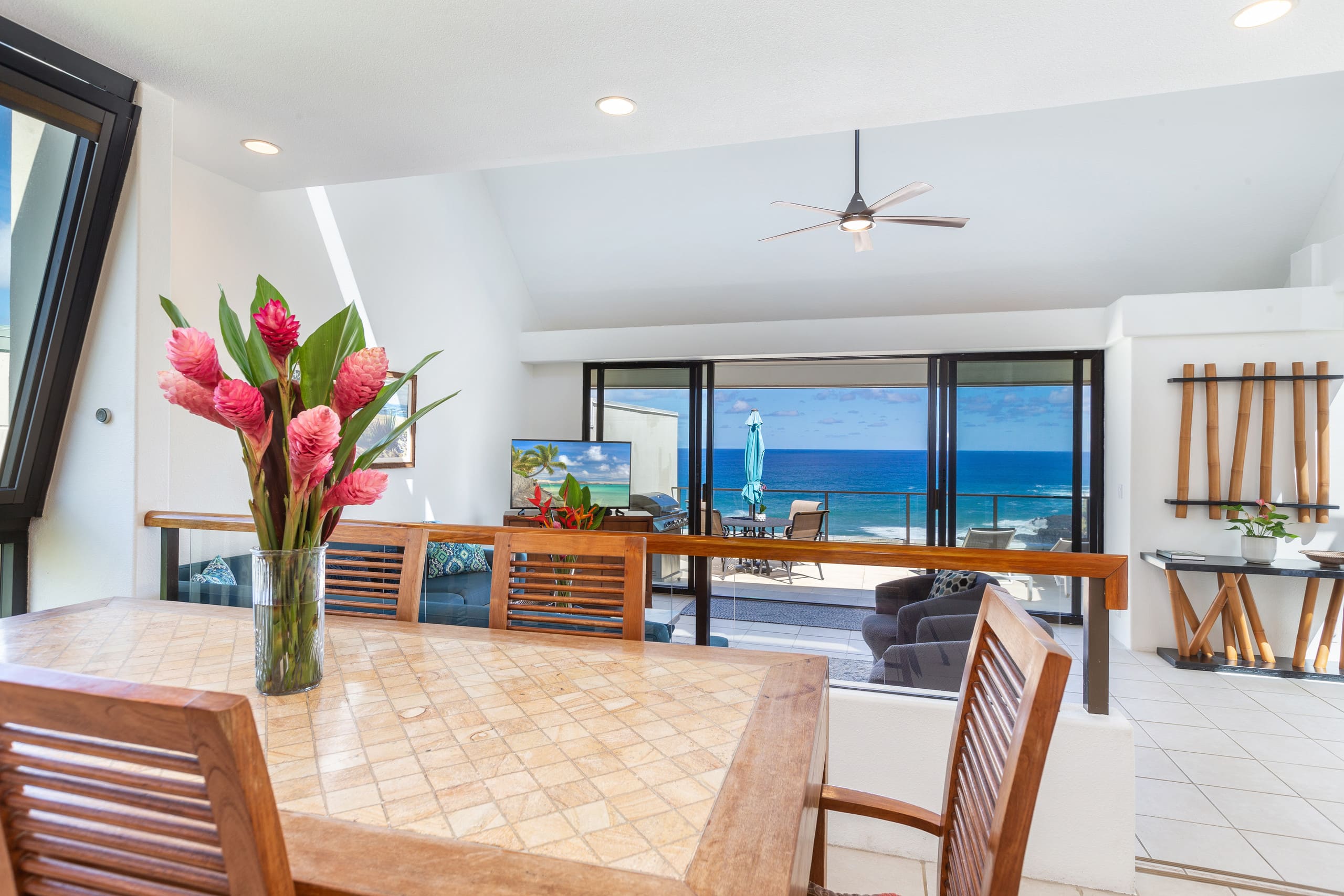 Puu Poa 413 - Premier Air Conditioned Penthouse! - Image 14