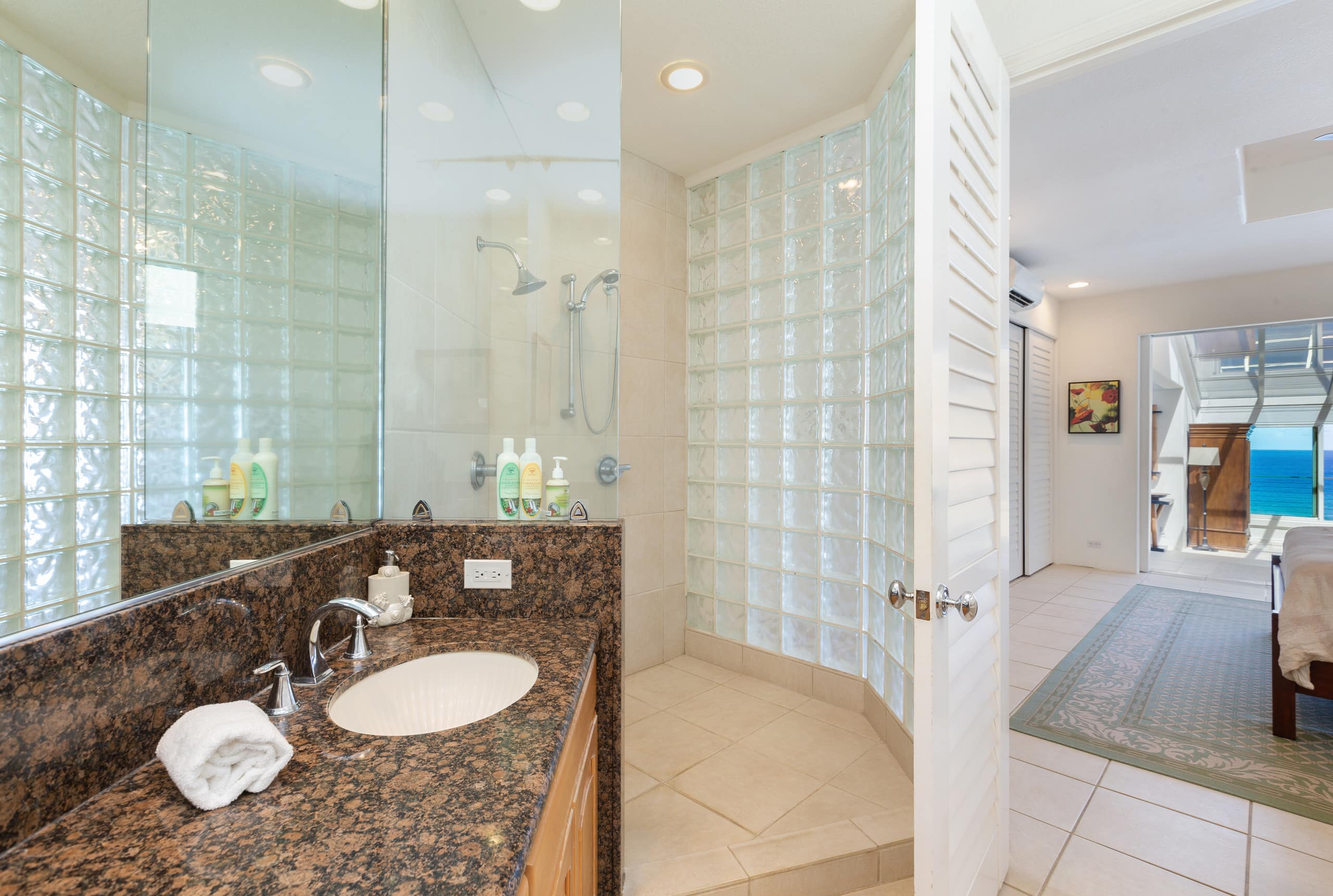 Puu Poa 413 - Premier Air Conditioned Penthouse! - Image 24