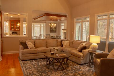 Successful Airbnb property: Dayspring Farm in Knoxville