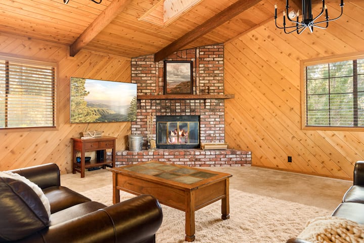 Pet Friendly; Majestic Mountain Oasis, Bbq & Spa - Big Bear, CA