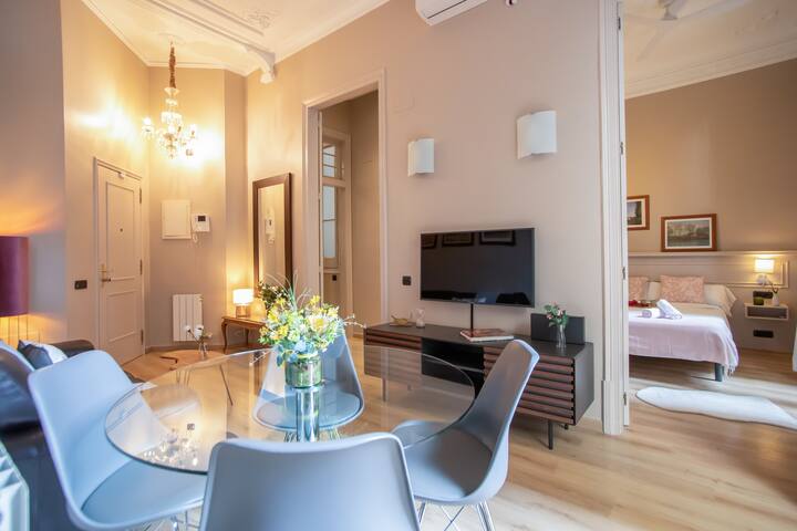 Central Apartment fo 4 guests (2 Bedrooms) G6 gallery image 5