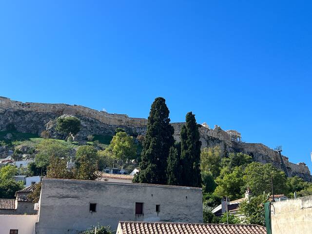 Athenian Getaway Villa in Plaka by Athenian Homes gallery image 2