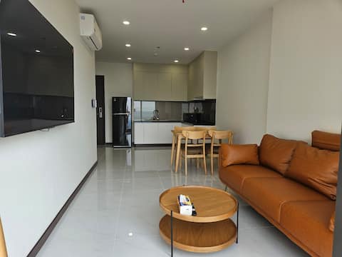 C-Sky View: 2 BR Apartment Free Pool & Gym NEW100%