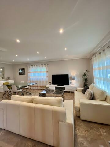 Nell&And&Jess HOME gallery image 2