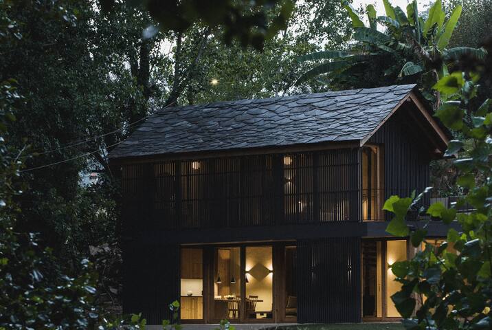 Granary House Arouca