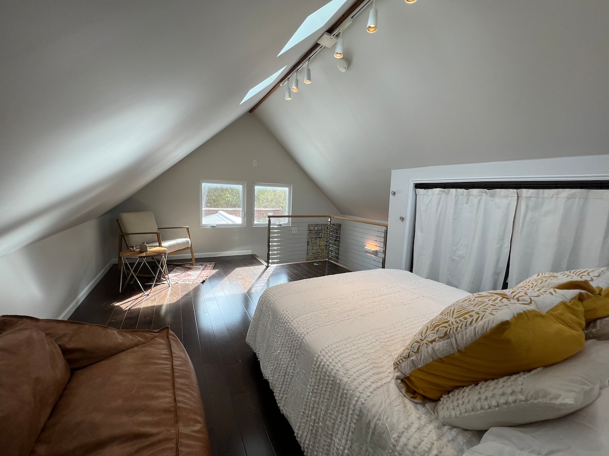 Mtindo wa roshani ya chumba cha kulala cha 2
