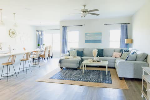 Charming Brand New Home in Foley