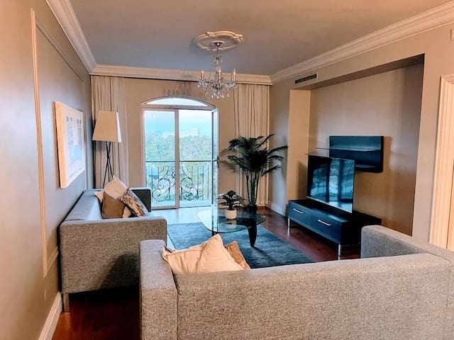 Cape Royale Luxury Suite