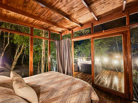 Tropical Cabin | Dapa | Hot Tub