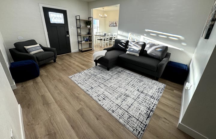 Midtown Getaway 3bd/2b Home - Tucson, AZ