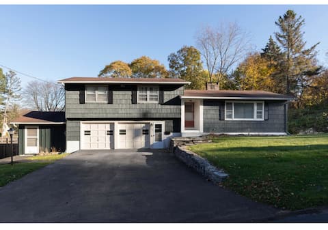 Spacious Suburban Dewitt Home