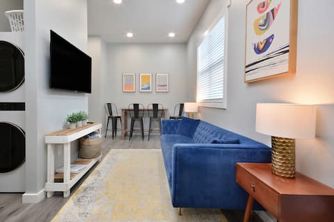 On Elon's Campus-Walk to Everything, bELONg Home