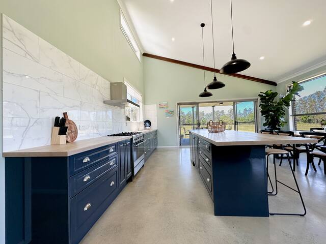 Hamilton’s Hideaway gallery image 2