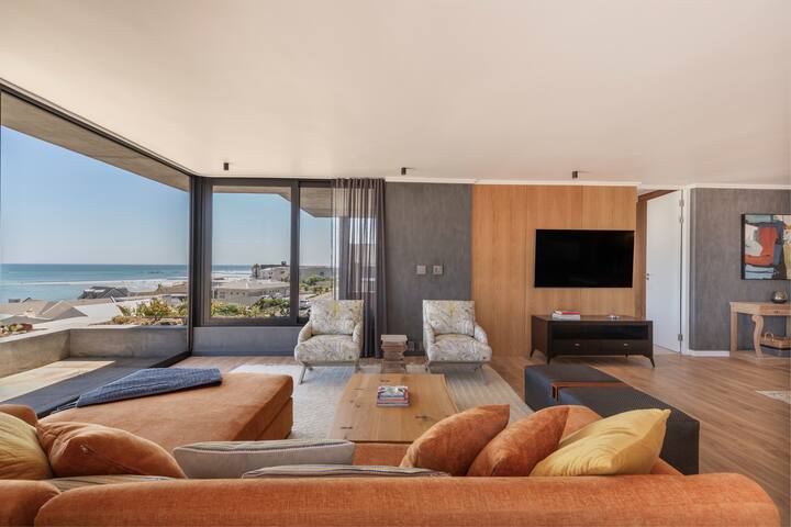 State of the Art Bloubergstrand Breakaway! gallery image 5