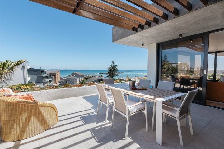 State of the Art Bloubergstrand Breakaway! gallery image 3